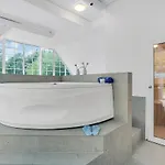 4 Bedroom In Semesterbostad