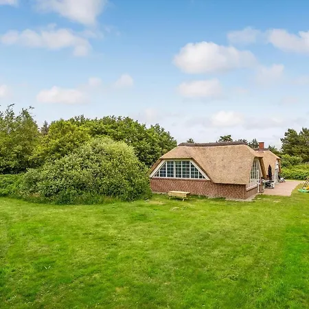 4 Bedroom In Ulfborg Holiday home Ohuse