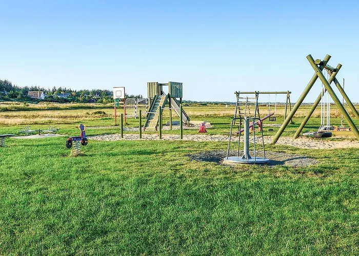 4 Bedroom In Ulfborg * Ulfborg