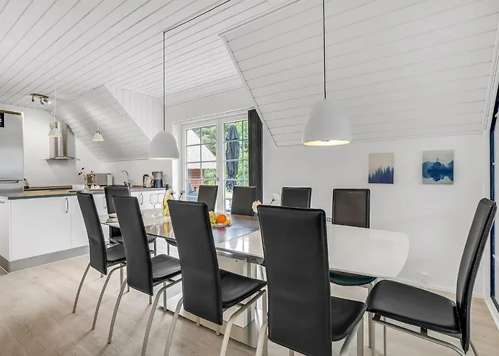 4 Bedroom In Ulfborg Ulfborg