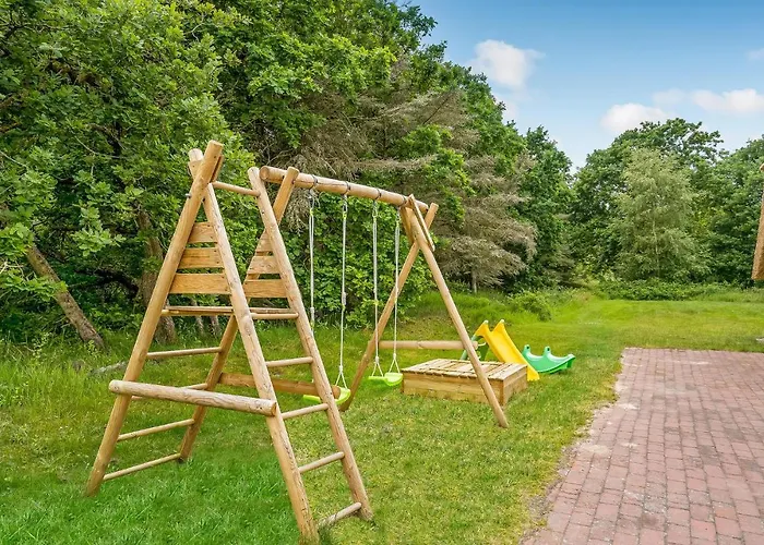 Hébergement de vacances 4 Bedroom In Ulfborg
